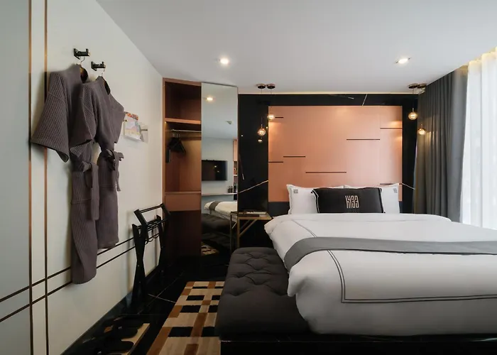 Hotel 433 - Asoke Sukhumvit 3*
