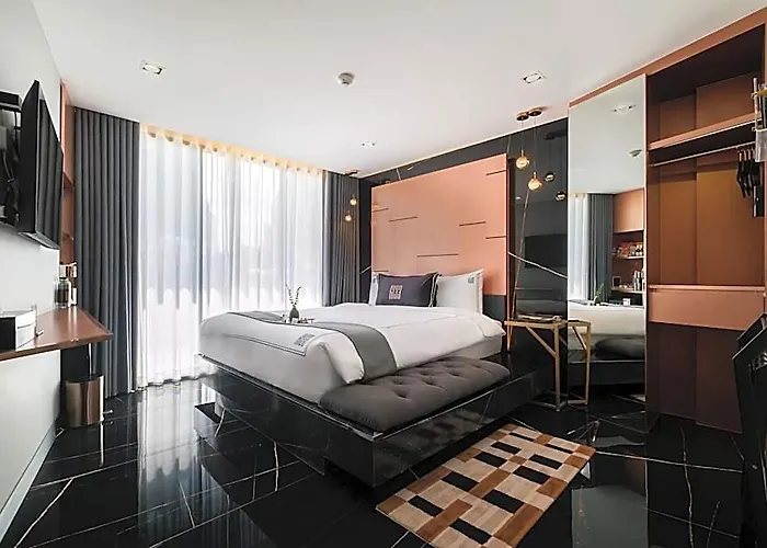 Hotel 433 - Asoke Sukhumvit Bangkok