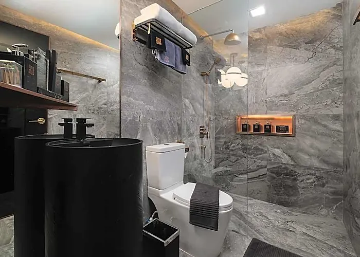 Hotel 433 - Asoke Sukhumvit 3*